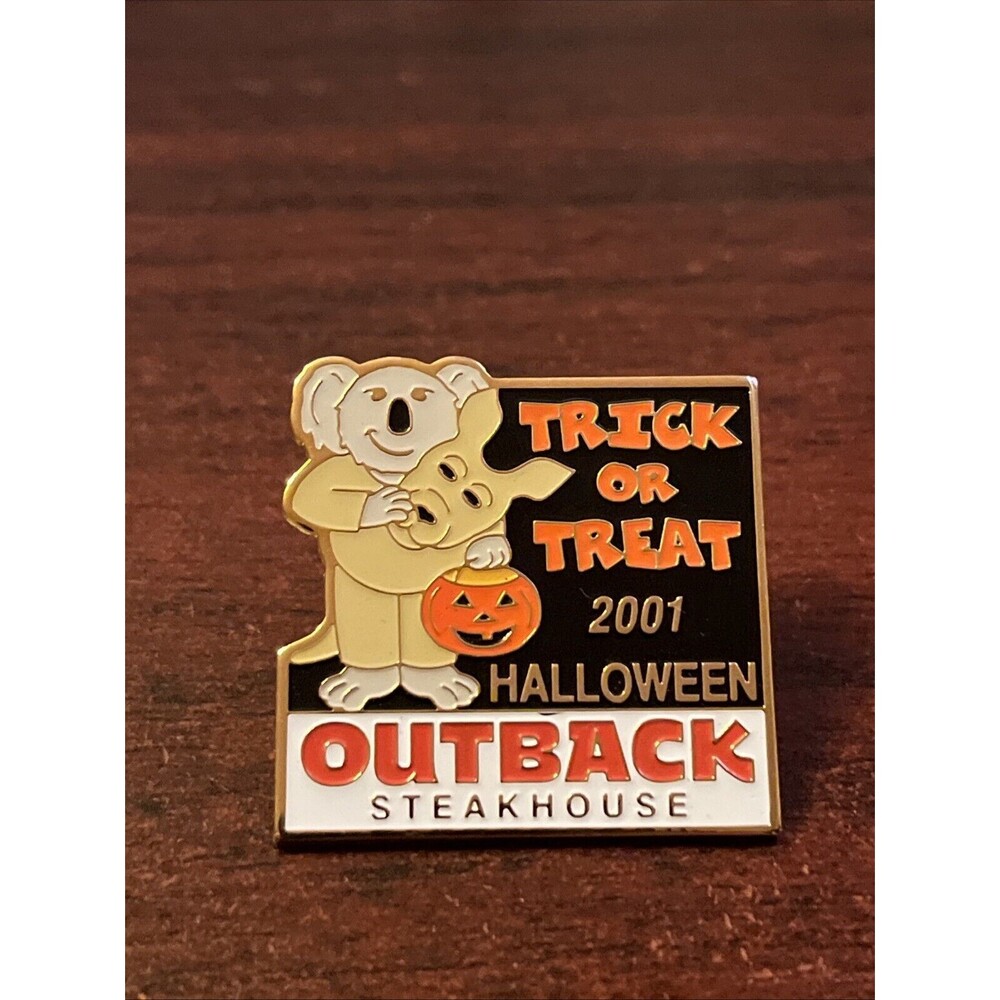 Outback Steakhouse 2001 Halloween Trick Or Treat Koala Kangaroo Lapel Hat Pin